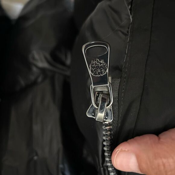 Vince Camuto Women's Heavyweight Warm Winter Parka Jacket Coat - Picture 9 of 11